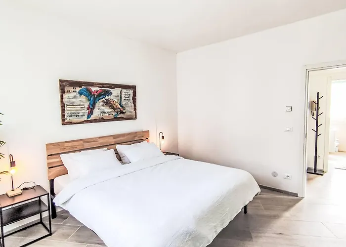 Nonnellini By Interhome Trento